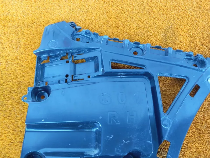 Крепление бампера