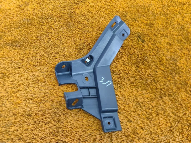 Кронштейн бампера