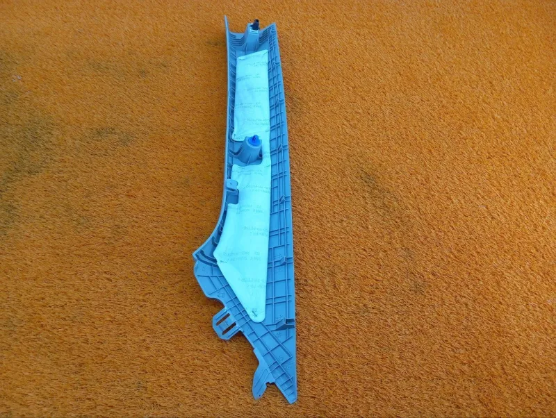 Накладка на стойку кузова