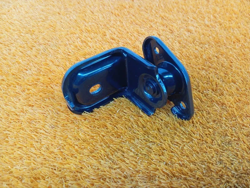 Крепление сиденья