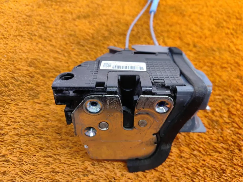 Замок двери