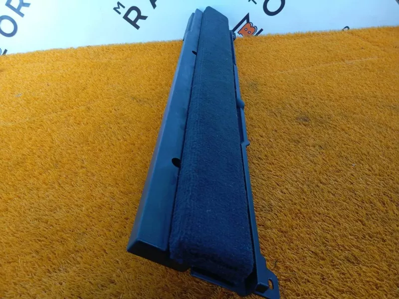 Обшивка багажника