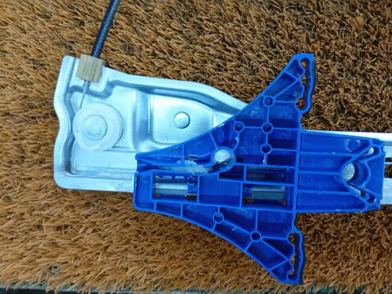 Стеклоподъемник