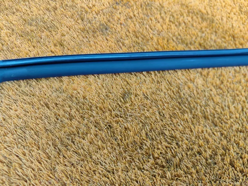 Уплотнитель стекла двери