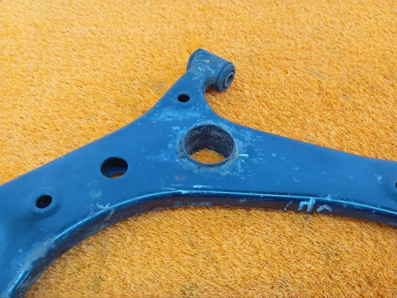 Рычаг подвески