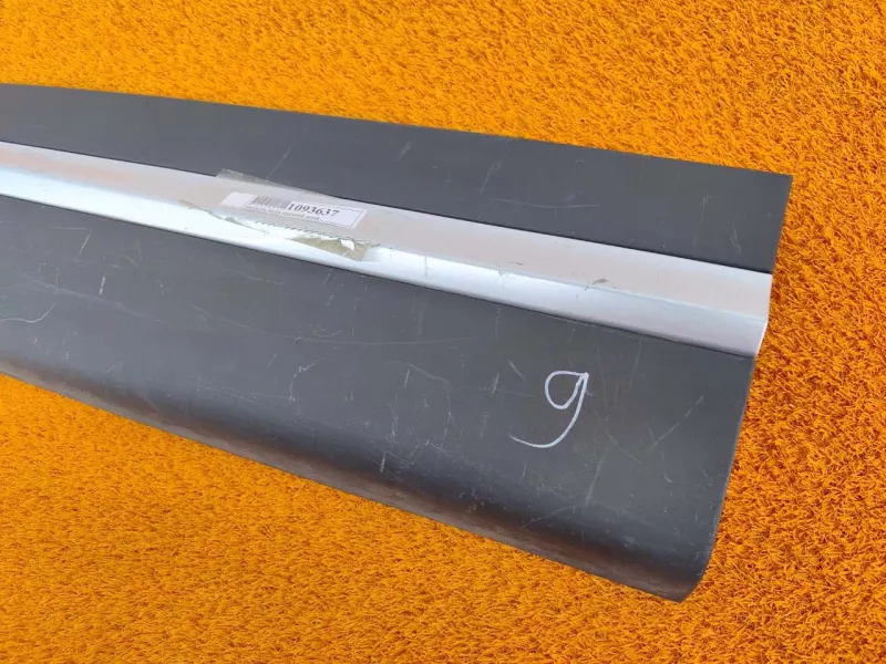 Накладка двери Chery Tiggo 7 Pro 2022 609000990AA, передняя левая