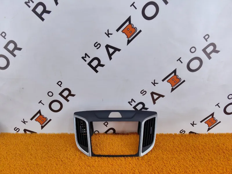 Декоративная накладка торпедо