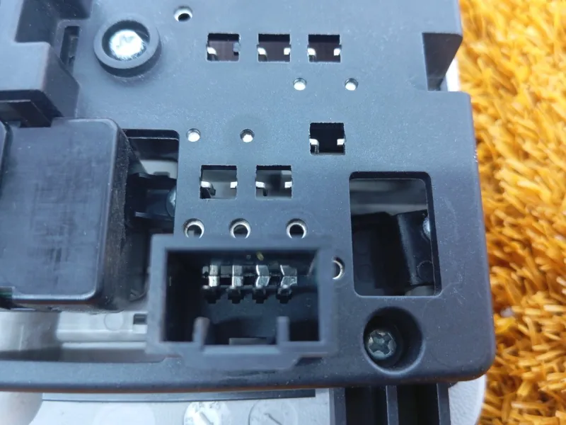 Плафон салона