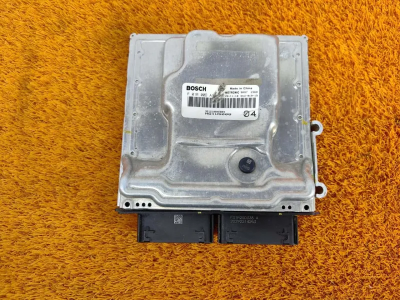 Блок управления двигателем