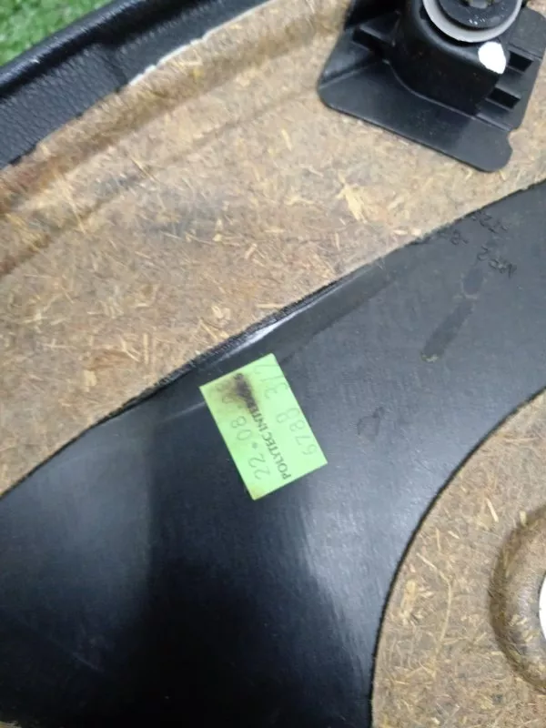 Обшивка двери BMW 3-Series 2008 51429152359 E90, передняя левая