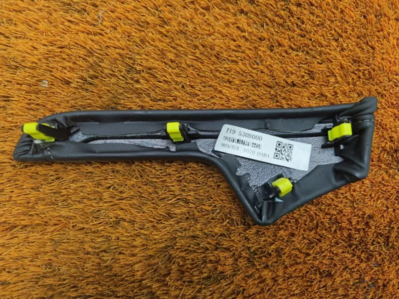 Накладка на торпедо