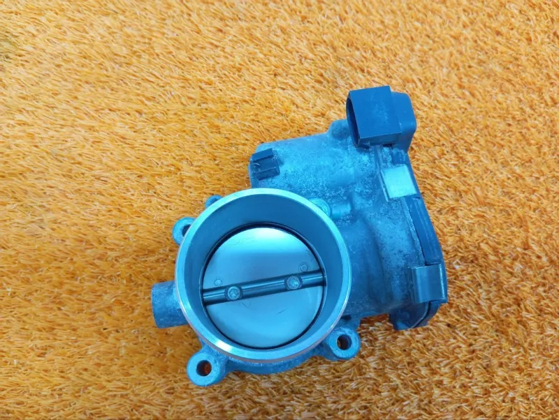 Дроссельная заслонка