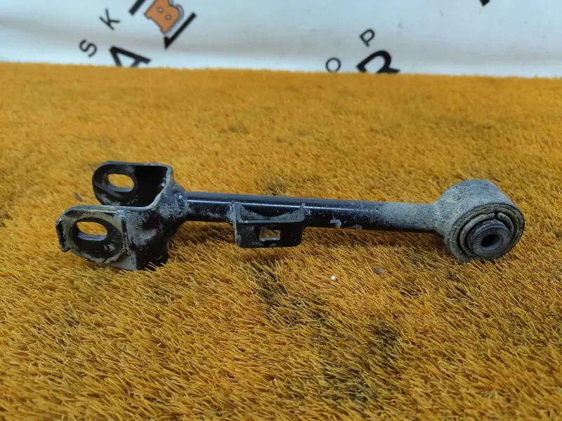 Рычаг подвески