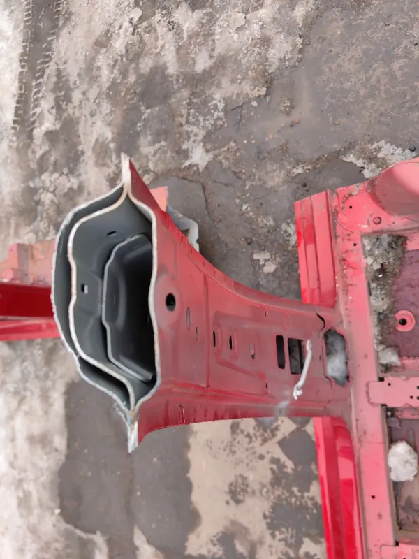 Порог с центральной стойкой