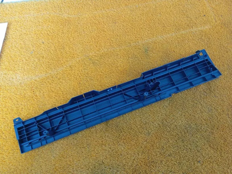 Обшивка багажника