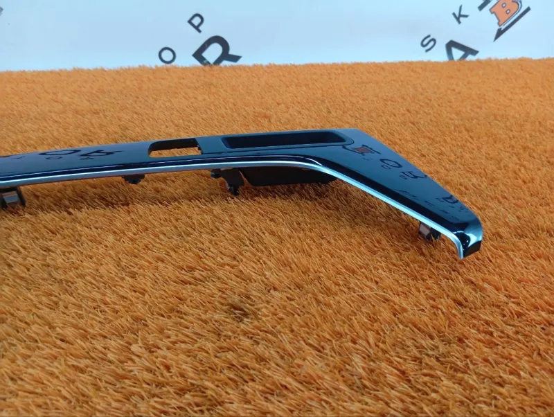 Накладка центральной консоли