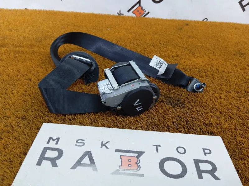 Ремень безопасности