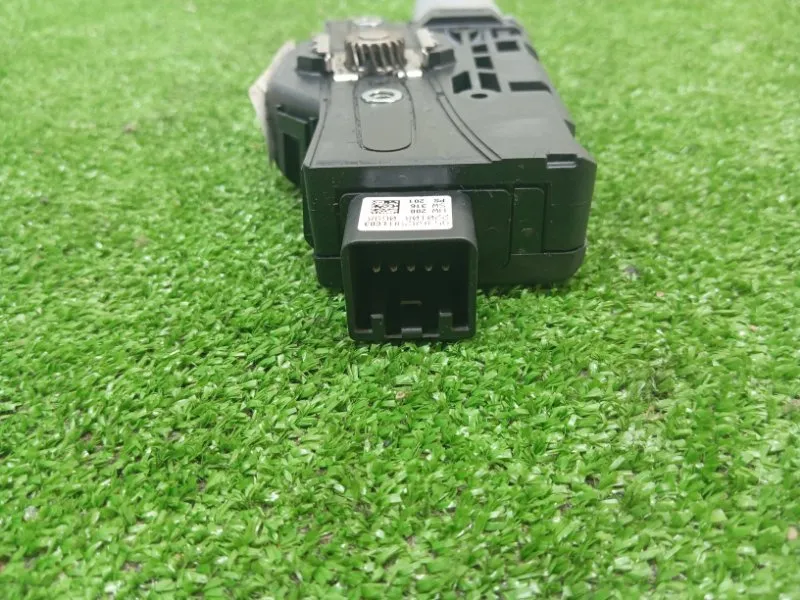 Моторчик люка