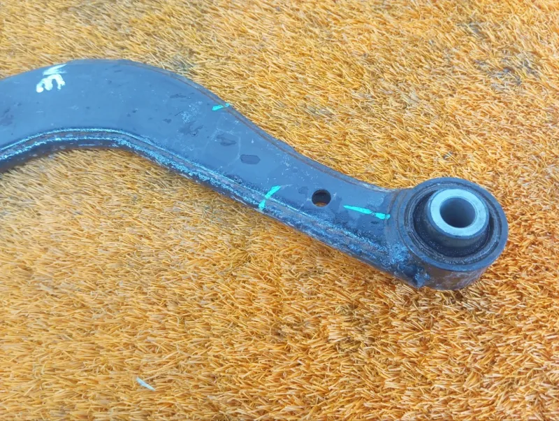 Рычаг подвески