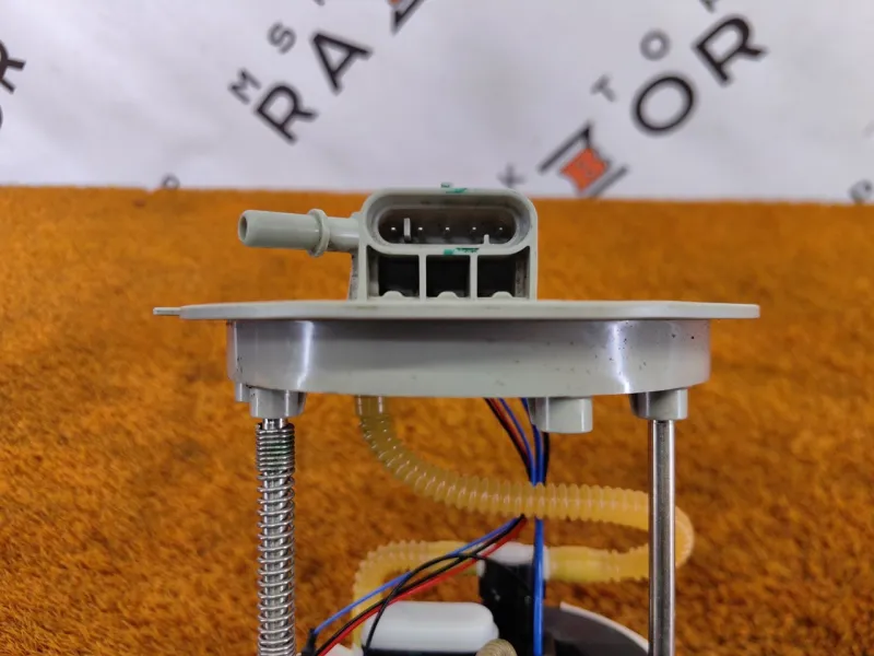 Бензонасос