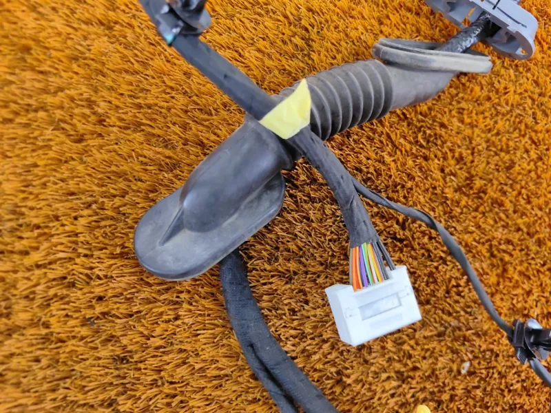 Проводка крышки багажника