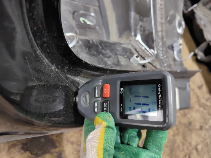 Порог с центральной стойкой