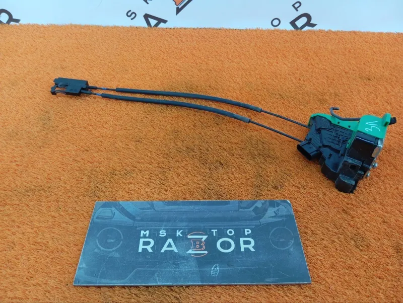 Замок двери