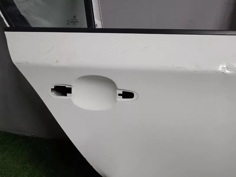 Дверь BMW 1-Series 2005 41527191018 E87, задняя правая