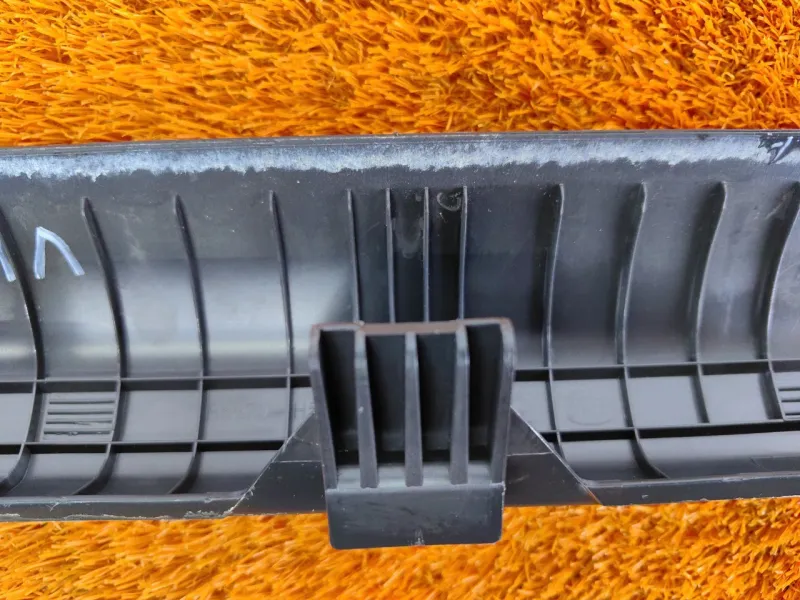 Накладка порога внутренняя