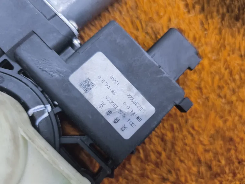 Стеклоподъемник