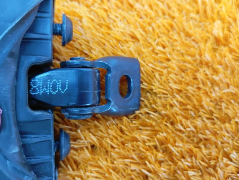 Ограничитель двери