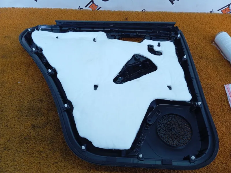 Обшивка двери