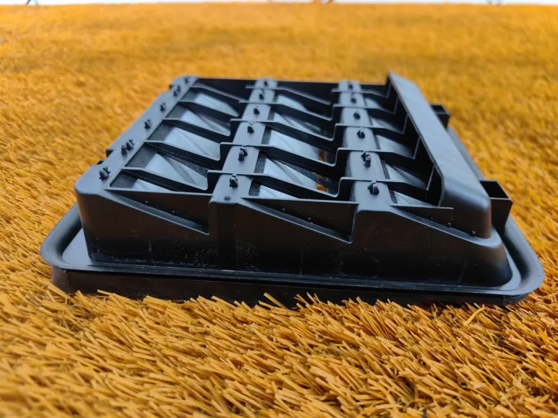 Решетка вентиляционная