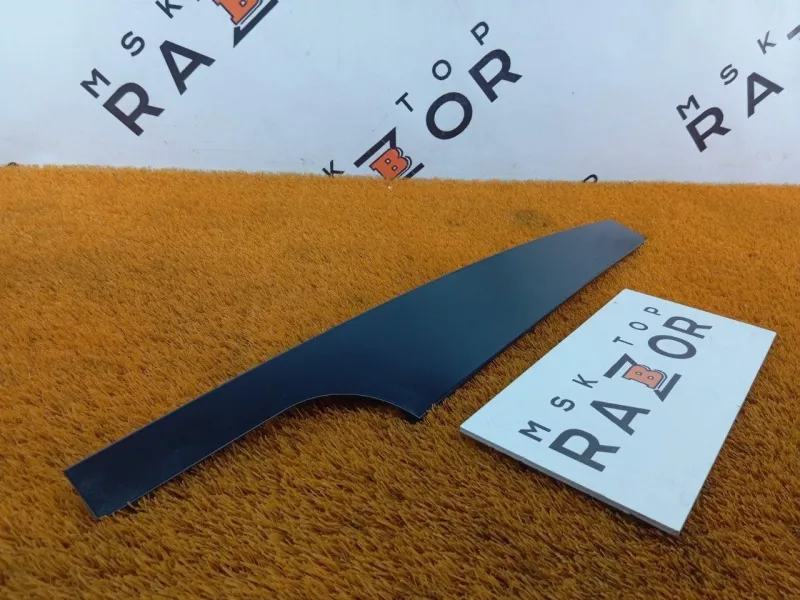 Молдинг двери