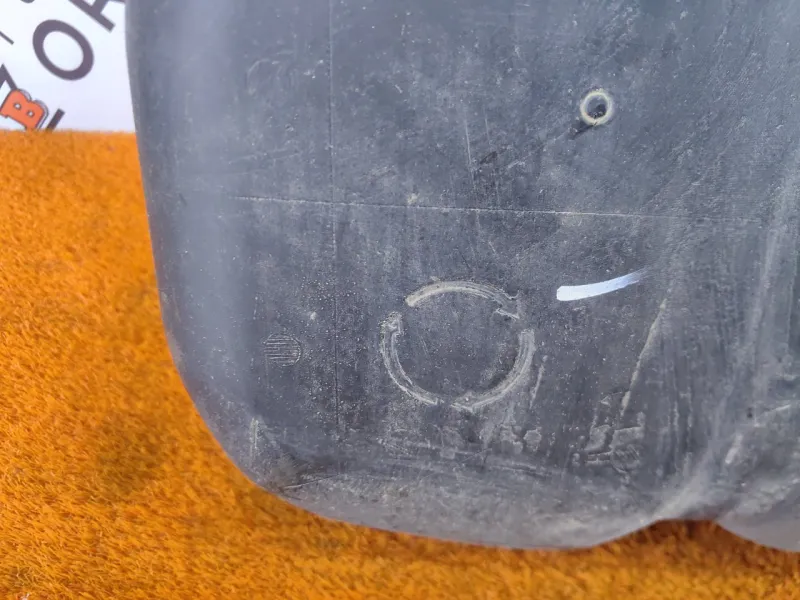 Бак топливный