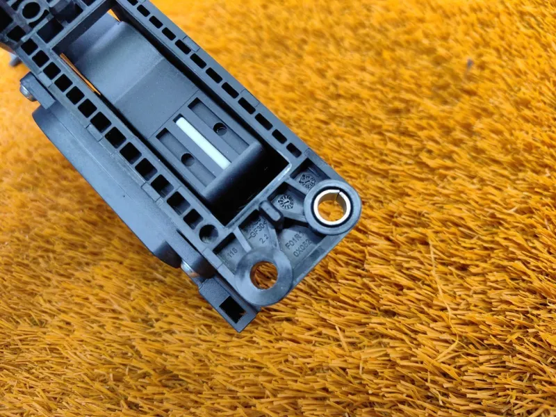 Педаль газа