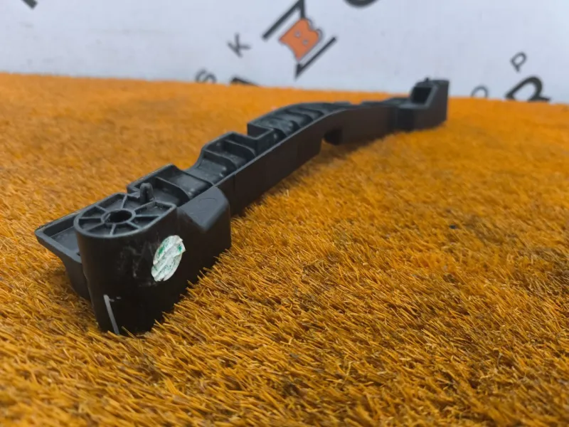 Кронштейн бампера