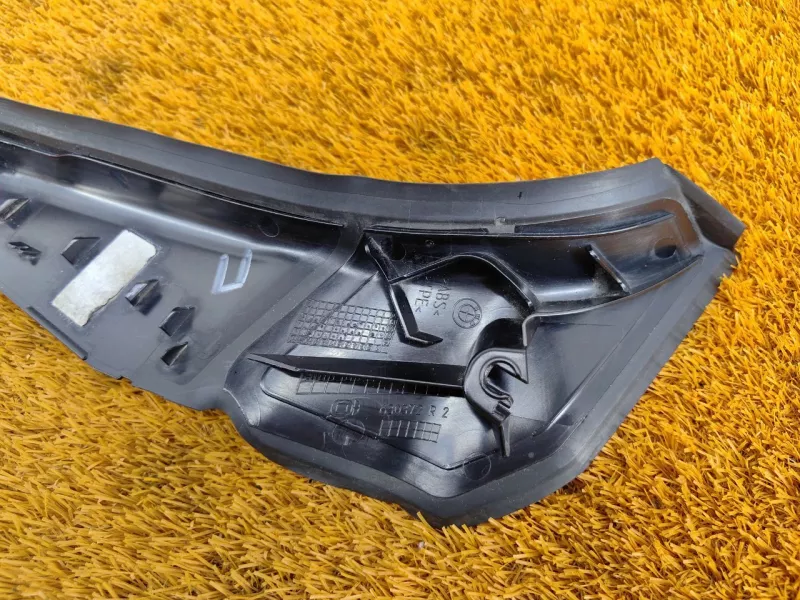 Накладка фонаря