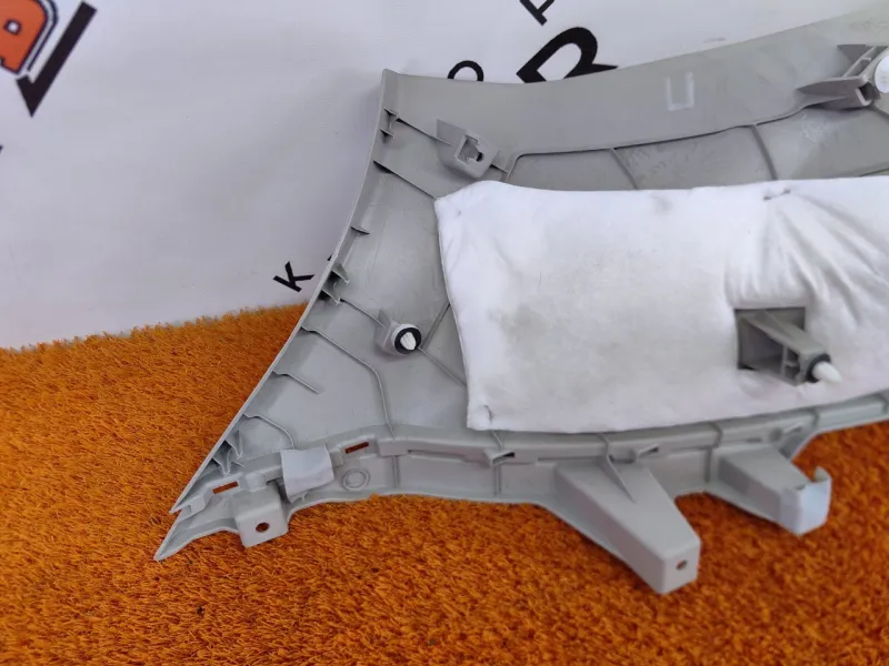 Накладка на стойку кузова