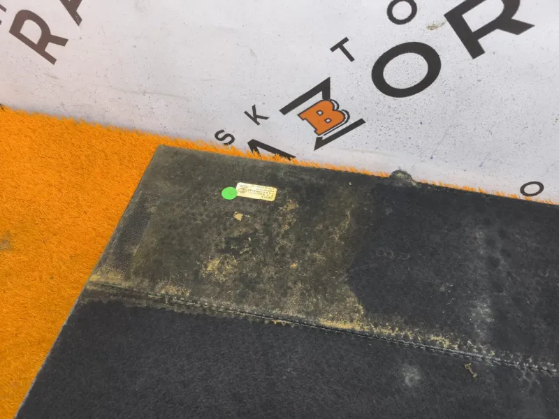 Пол багажника