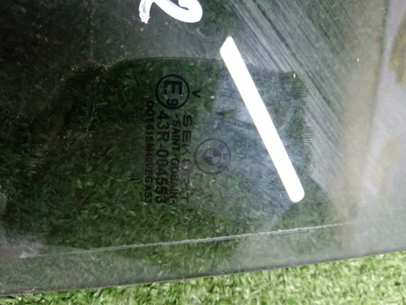 Стекло двери BMW X5 2006 51348402572 E53, заднее правое