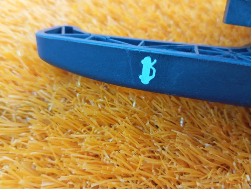 Ручка открывания капота