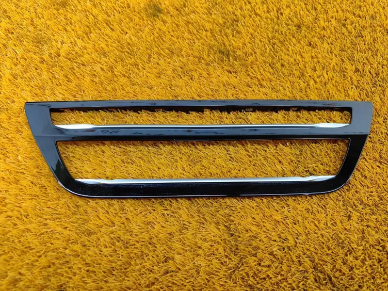 Декоративная накладка торпедо