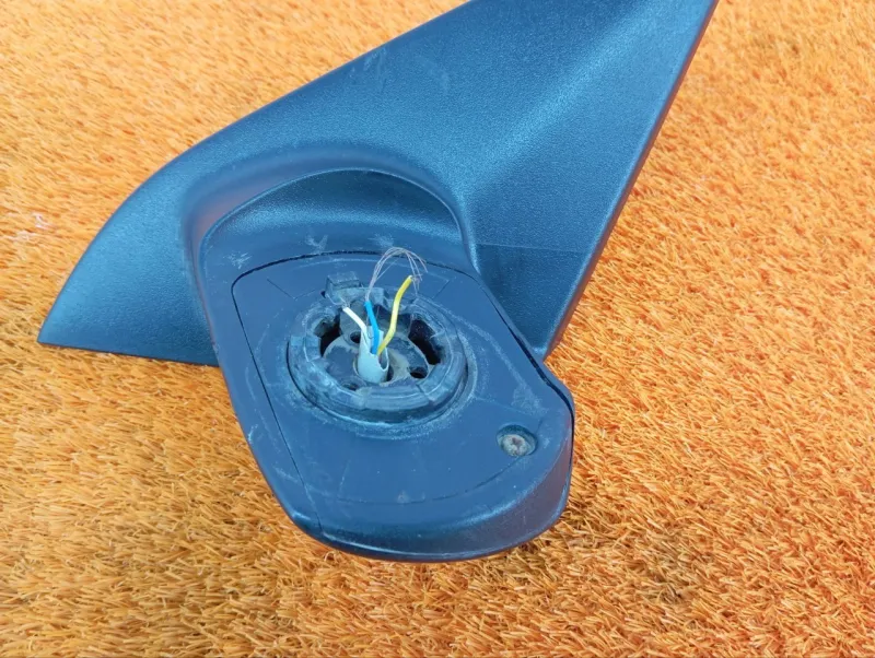 Кронштейн зеркала