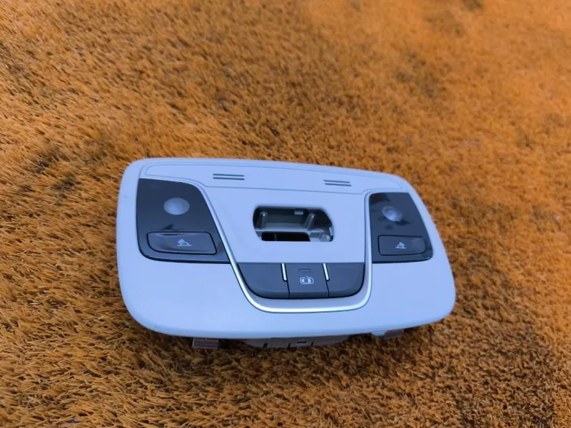 Плафон салона