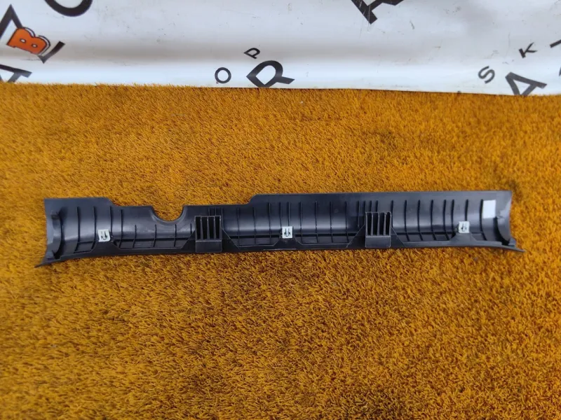 Накладка порога внутренняя