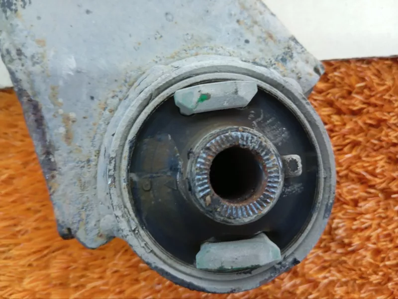 Рычаг подвески