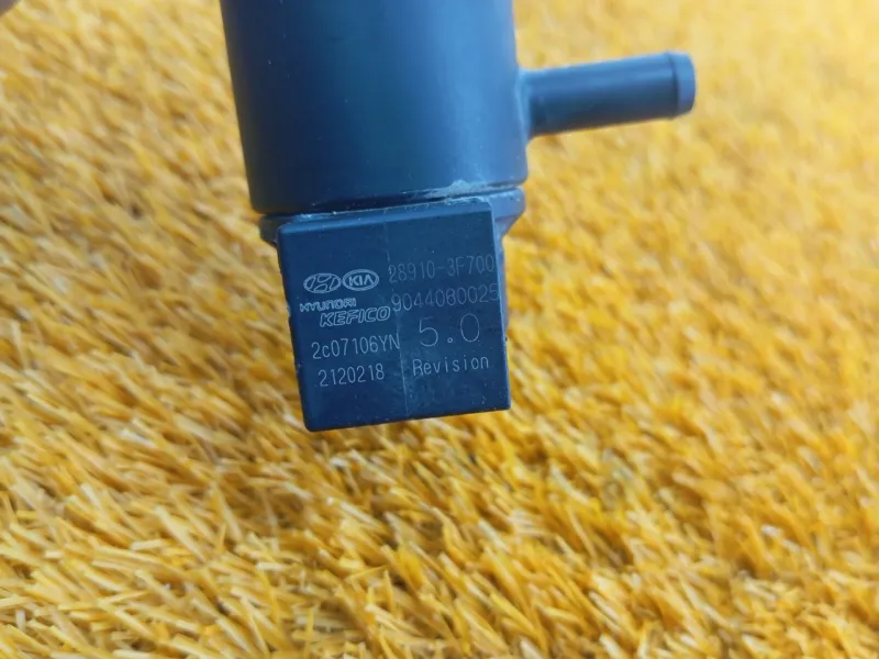 Клапан паров бензина