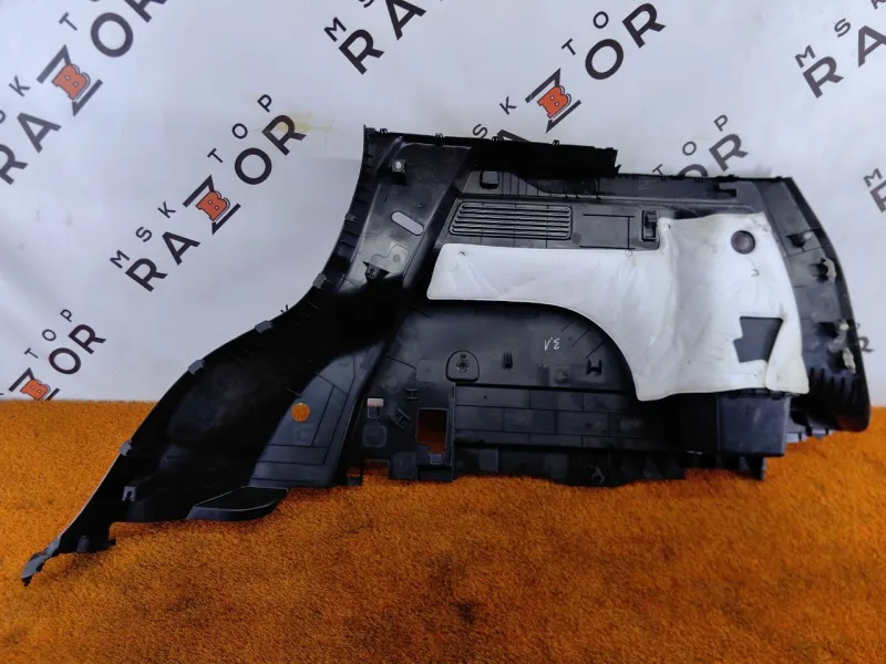 Обшивка багажника