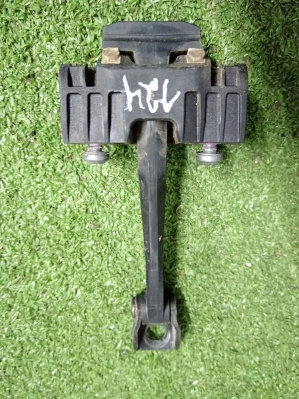 Ограничитель двери